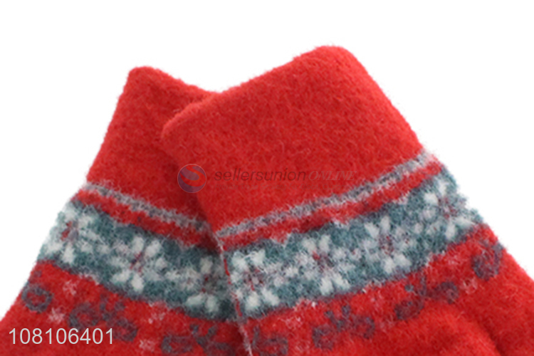 High quality red knitted gloves christmas gloves for sale