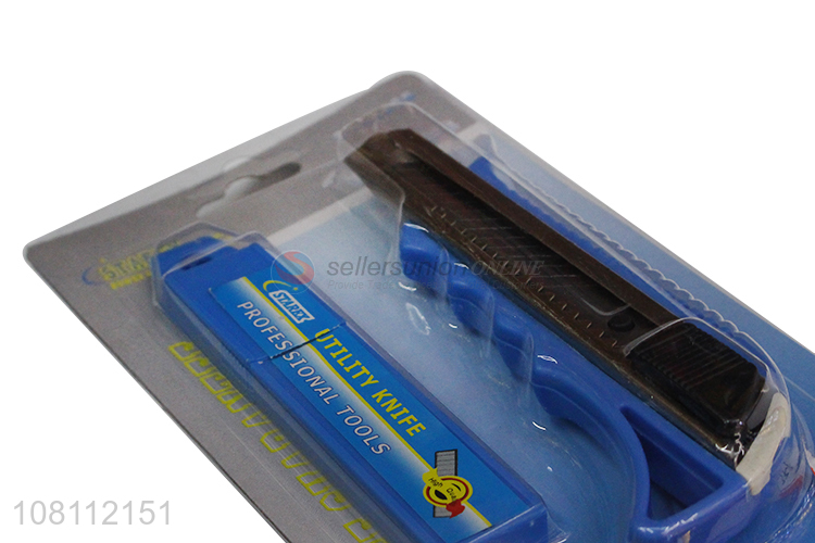 Yiwu market safety retractable utility knife set with blades