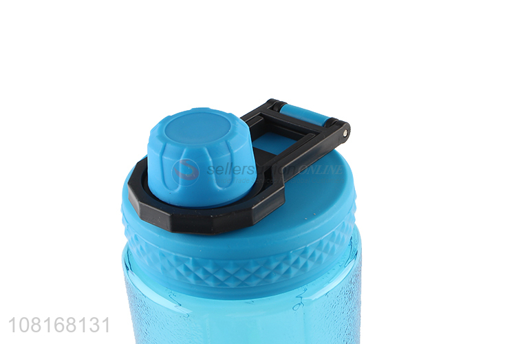 Newest Plastic Water Bottle Portable Sports Bottles Wholesale