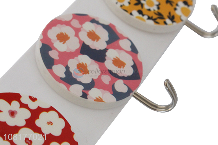 Popular products round flower pattern pp sticky hooks