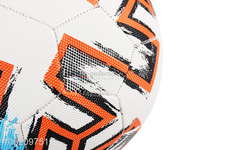 Wholesale waterproof official size 5 soccer ball competition football