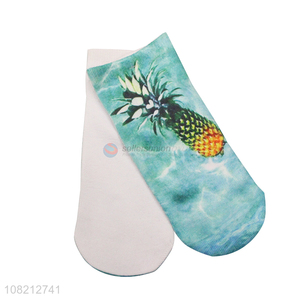 Fashion design women breathable comfortable socks wholesale