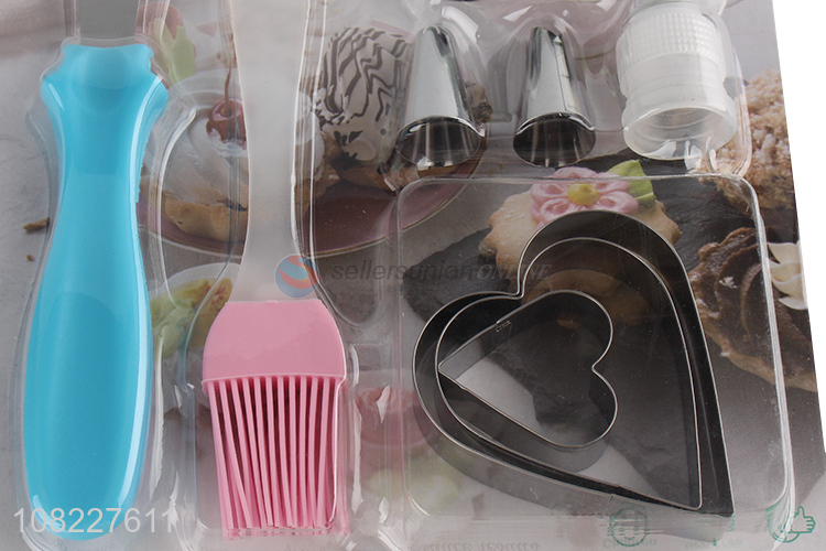 Good quality pastry tube decorating tools set for cake