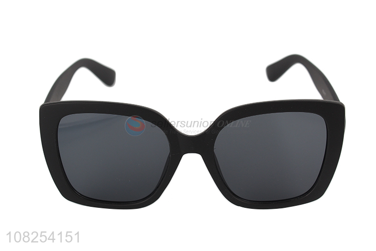 Wholesale Outdoor Sunshade Glasses Fashion Eyewear Black Sunglasses