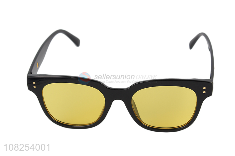 Wholesale Fashion Eyewear Cool Sunglasses For Men And Women