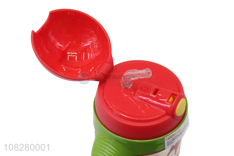 Fashion Design Water Bottles Plastic Drink Bottles With Straw