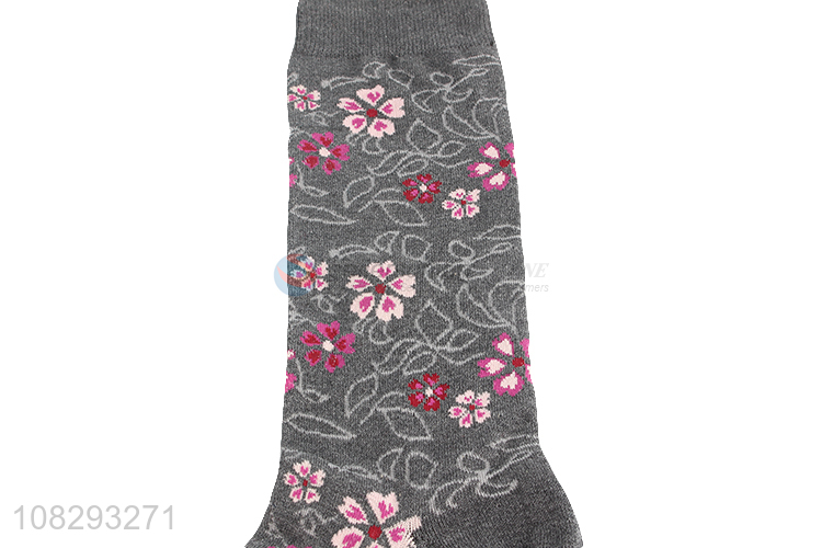 Classic Flower Pattern Adults Breathable Crew Socks For Women