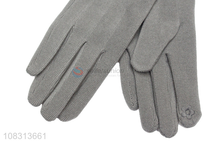 Hot selling fashion winter windproof touchscreen gloves for women