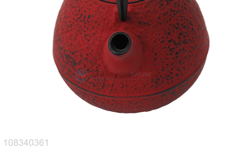 Wholesale 0.6L enamel cast iron teapot with stainles steel tea strainer