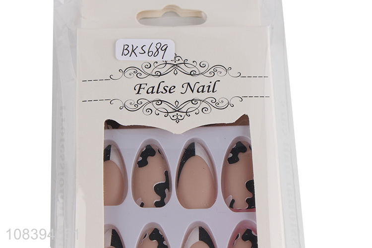 Good quality press on fake nails hand painted short false nail set