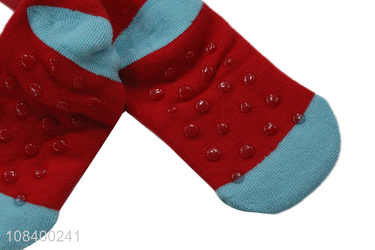 Hot sale non-slip fashion women casual socks wholesale