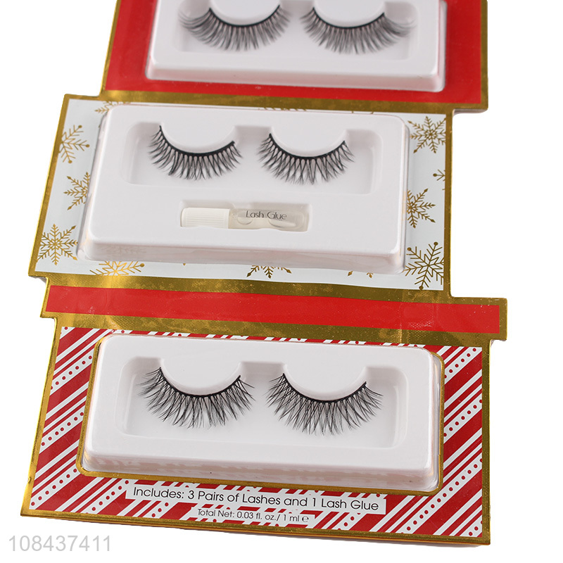 Online wholesale chemical fiber eyelashes women makeup tools