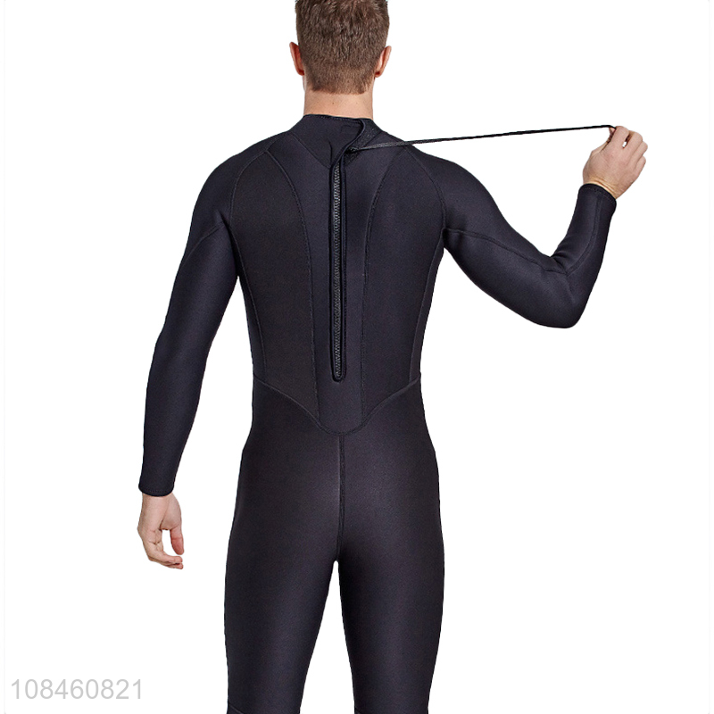 Wholesale 2mm men neoprene wetsuit long sleeved diving suit for surfing