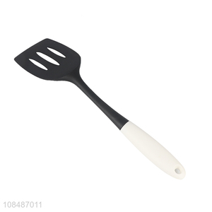 Hot selling kitchen utensils cooking slotted spatula wholesale