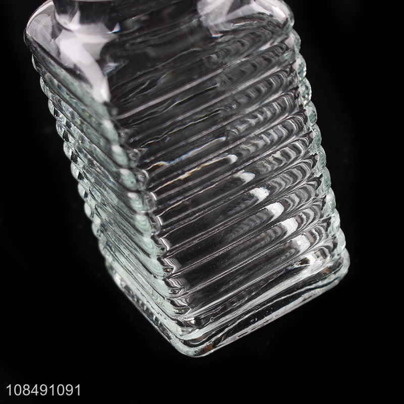 Factory price glass salt pepper shaker spice jar with lid for cooking