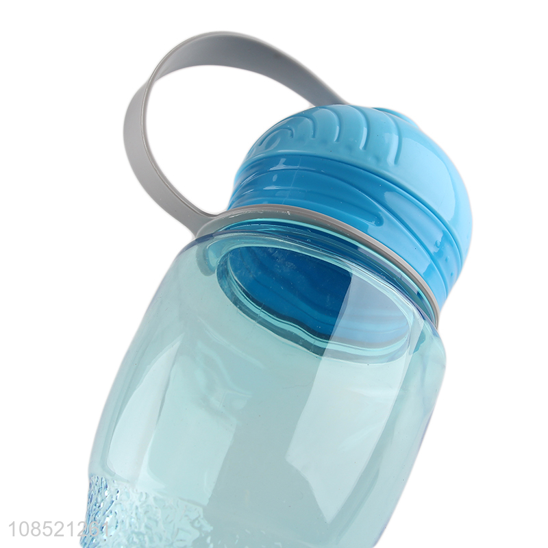 Hot selling 600ml plastic water bottle drinking bottle with handle