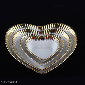 Good selling heart shape decorative ceramic plate dishes for restaurant