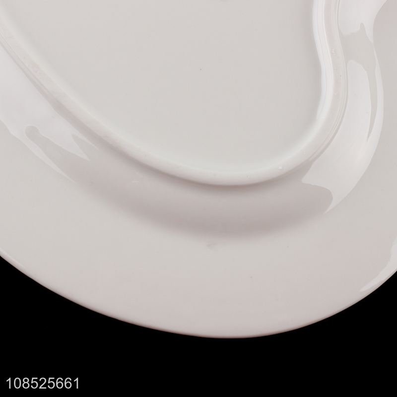 Yiwu wholesale heart shape ceramic white dinnerware plate