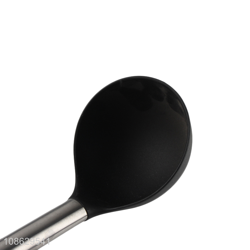 Good quality food grade silicone soup ladle with metal handle