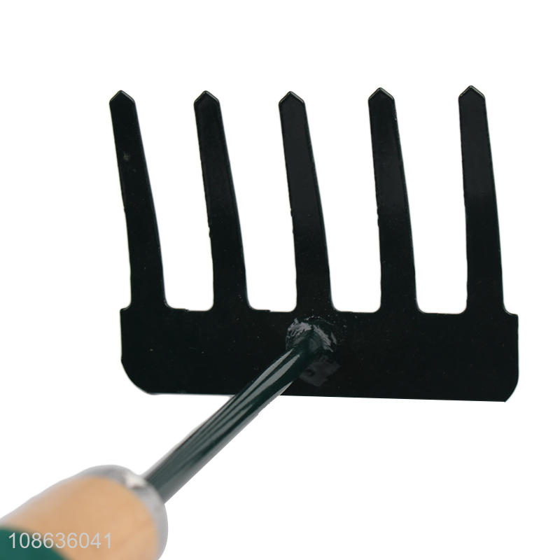 Factory supply garden supplies garden rakes for sale