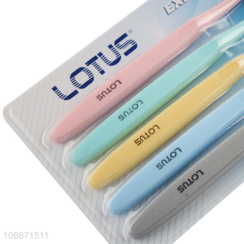 Good quality 5 pieces soft bristle toothbrush with anti-skid handle