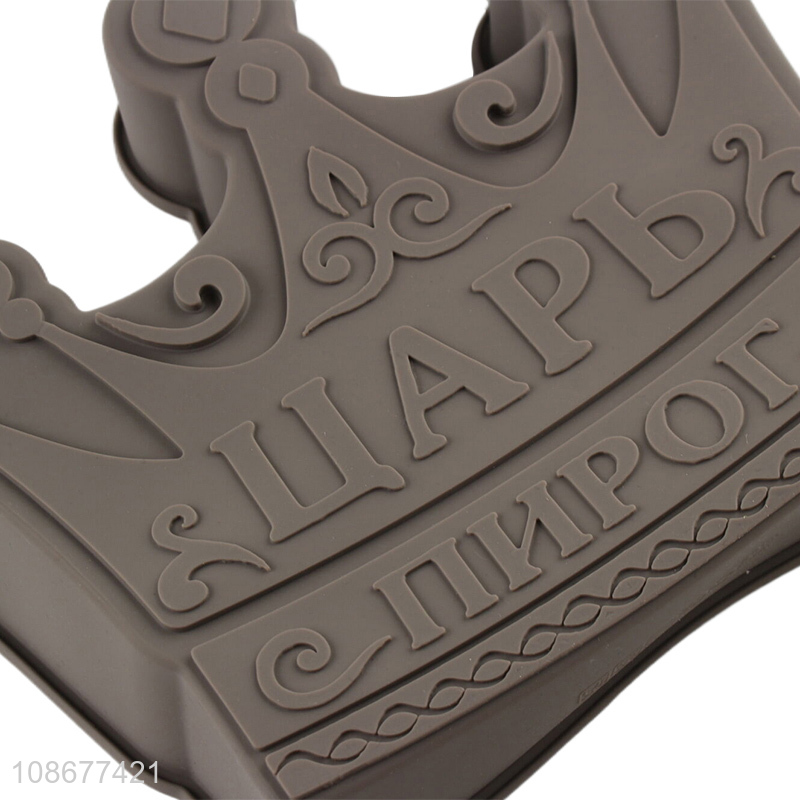 Hot selling crown shape silicone baking molds for cake chocolate