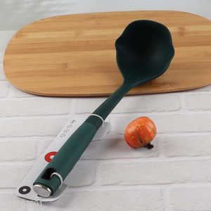 Wholesale non-stick heat resistant silicone soup ladle with long handle