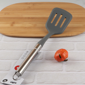 High quality heat resistant silicone slotted spatula with long handle