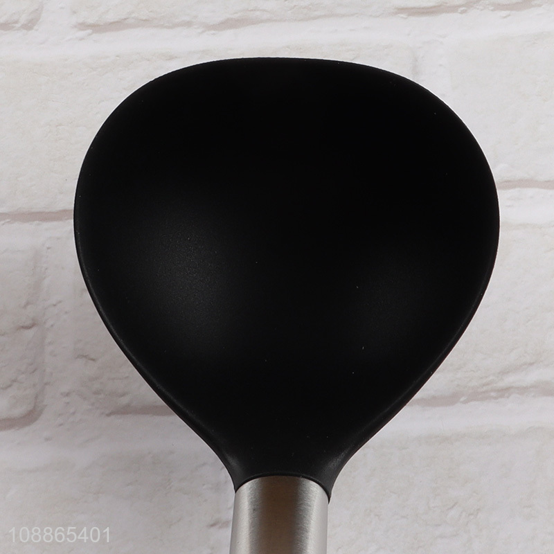 Factory price heat resistant silicone soup ladle with plastic handle