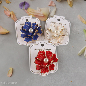 Yiwu market multicolor flower shaped alloy brooch with pearl