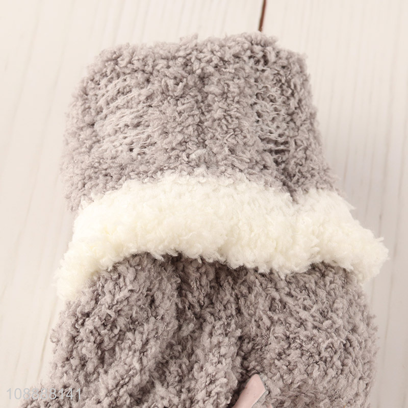 Wholesale non-slip microfiber slipper socks with grips for women