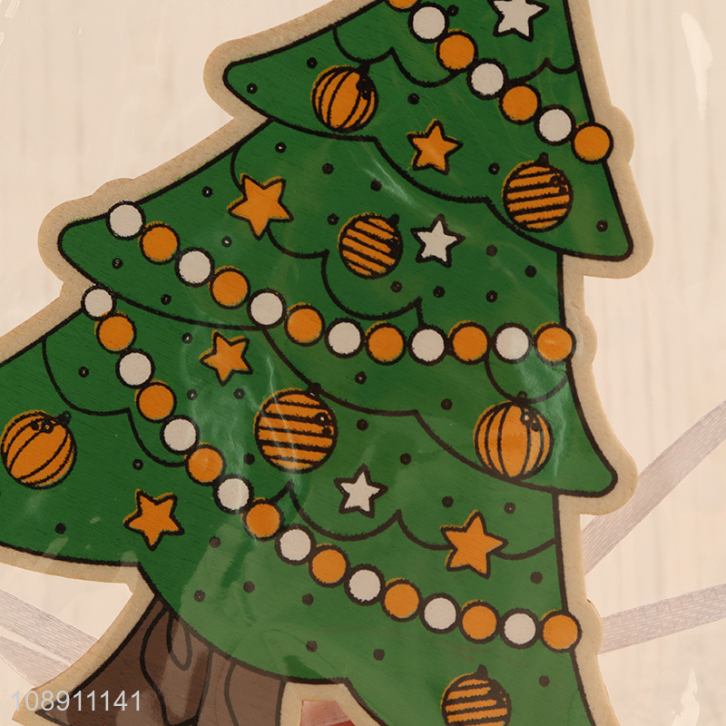 Factory Supply Christmas Tree Shape Wooden Pendants Xmas Tree Ornaments