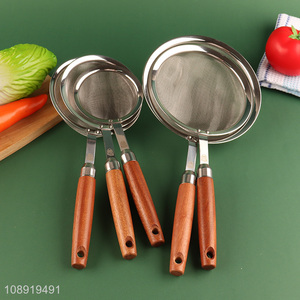 Yiwu market stainless steel colander strainer spoon mesh for sale