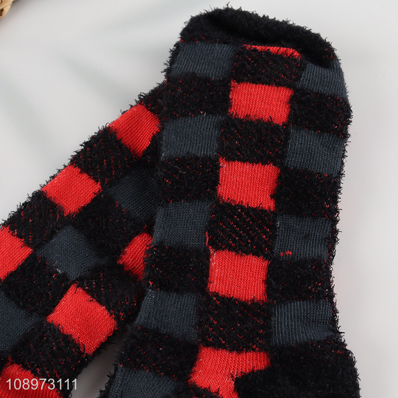 Wholesale Winter Fuzzy Crew Socks Indoor Slipper Socks for Women