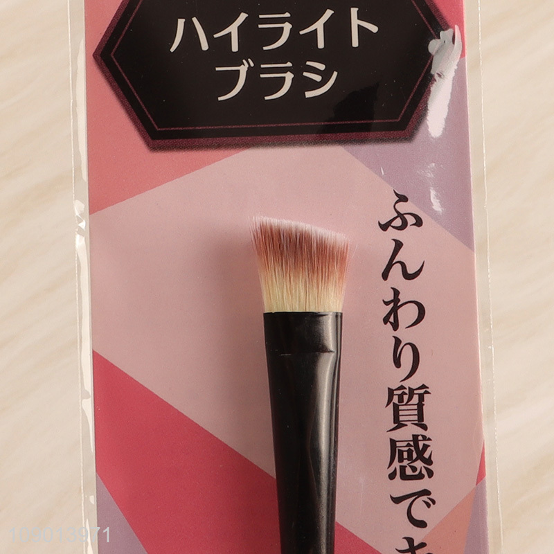 Top quality professional nose contour brush highlighter brush for sale