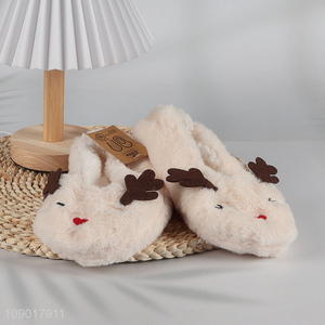 Yiwu market christmas series women winter warm home slippers for sale