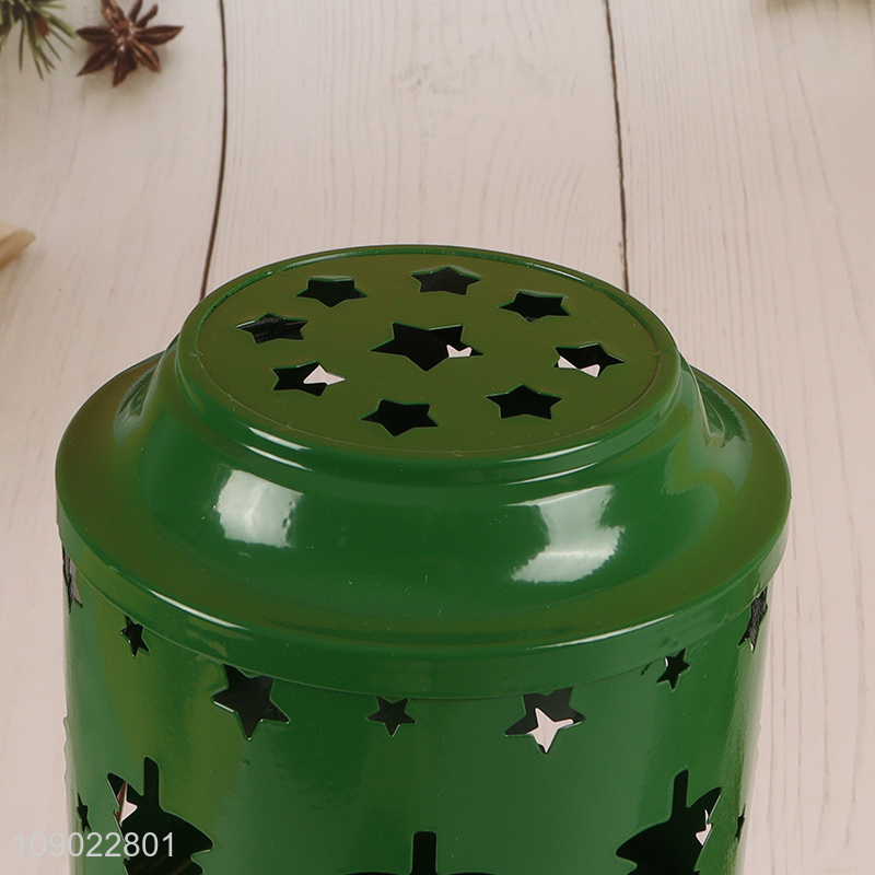 New arrival green hollow Christmas tabletop decor metal candle holder with handle