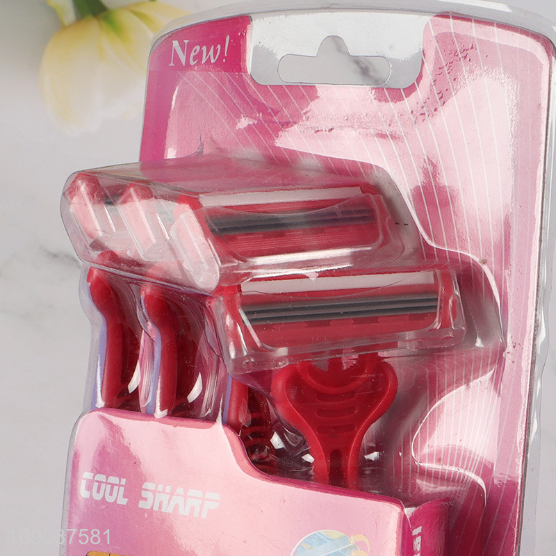 High Quality 4 Pieces Triple Blade Razors Disposable Razors with Comfort Grips