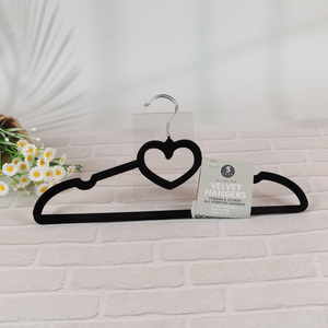 Good selling 2pcs heart shape black space saving clothes hanger coat hanger