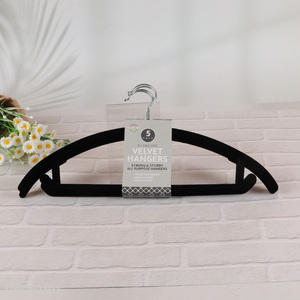 Factory supply 4pcs traceless black velvet clothes hanger set for sale