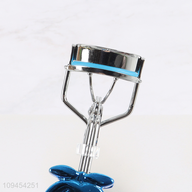 Low price professional beauty eyelash curler for sale