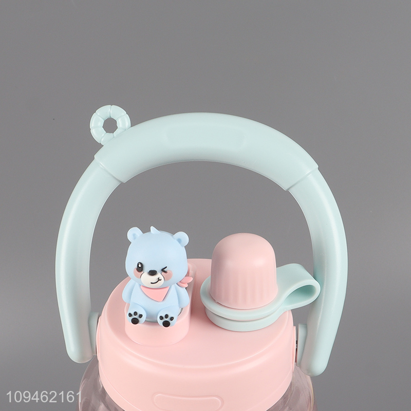 Online wholesale multicolor cartoon plastic water bottle